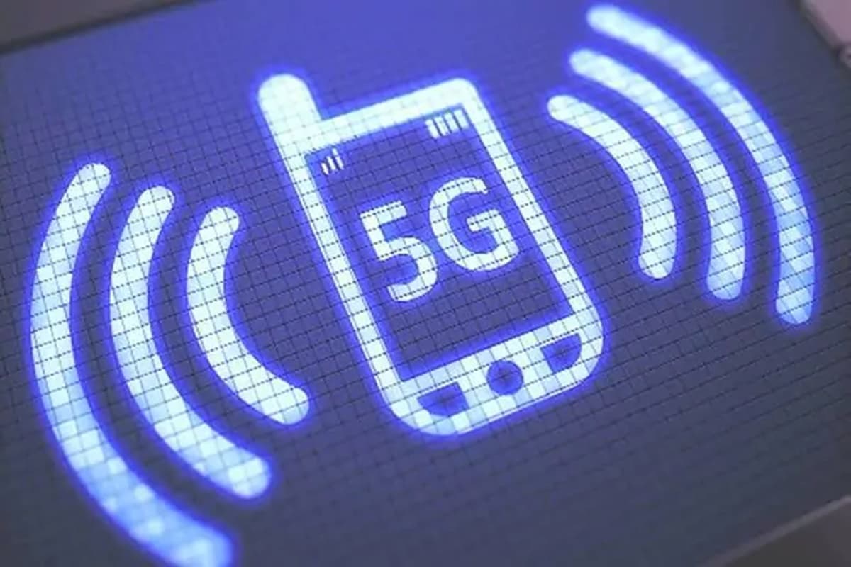 5G Spectrum Auction: चार स्पेक्ट्रम बैंड पर टेलीकॉम कंपनियों की नजर, पहले दिन 11 हजार करोड़ रुपये की बोलियां लगीं