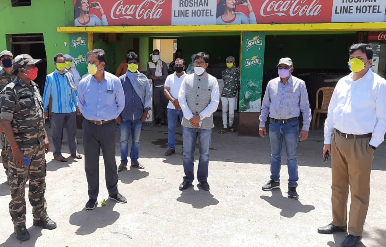 Coronavirus Outbreak: रोशन लाइन होटल में बनेगी सामुदायिक रसोई, अधिकारियों ने किया निरीक्षण