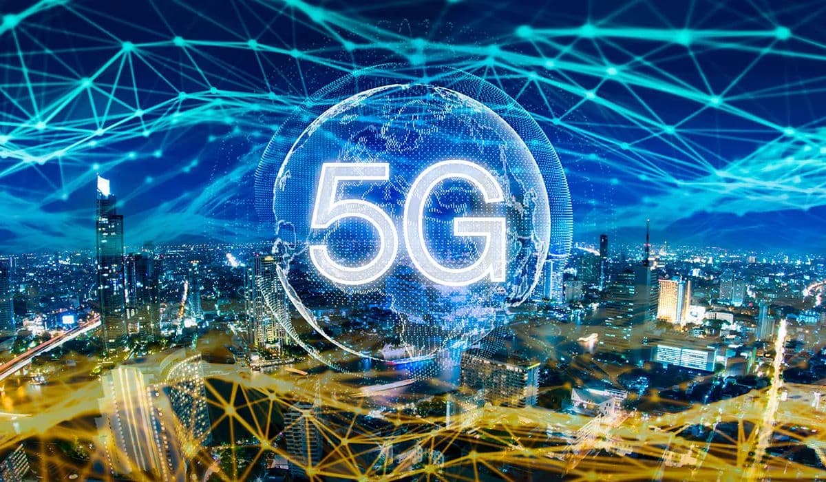 5G In India: बस स्टॉप और बिजली के खंभों पर चलकर आपके घर पहुंचेगा 5जी, ये है सरकार का प्लान