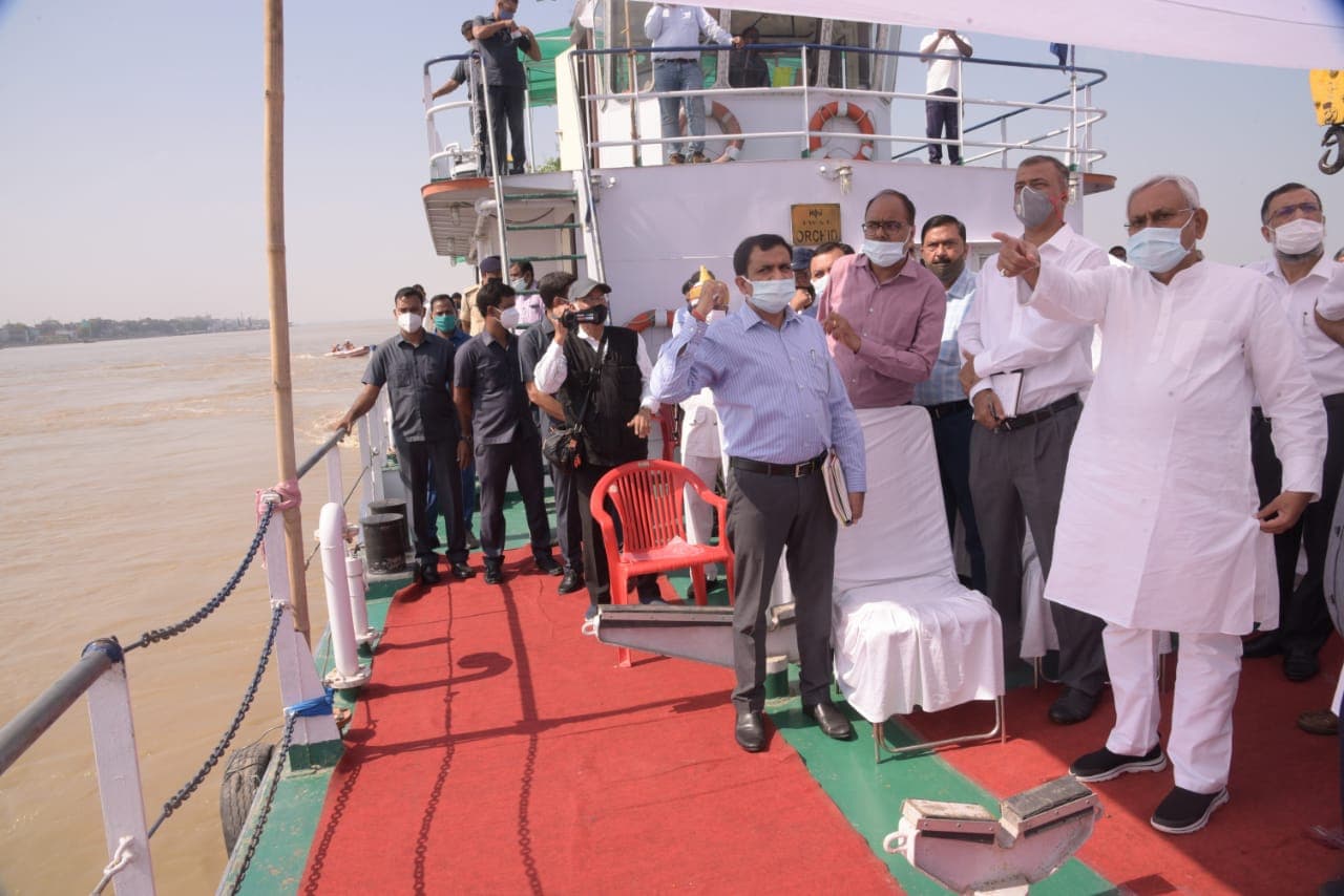 इस बार पटना में गंगा के डेल्टा पर बनेगा छठ घाट, बोले नीतीश कुमार- टापूनुमा संरचना को अर्घ्य देने लायक बनायें