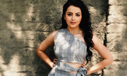 'इश्कबाज' फेम एक्ट्रेस श्रेनु पारिख को हुआ कोरोना, पोस्ट शेयर कर कहा- इस अदृश्य राक्षस की शक्ति...