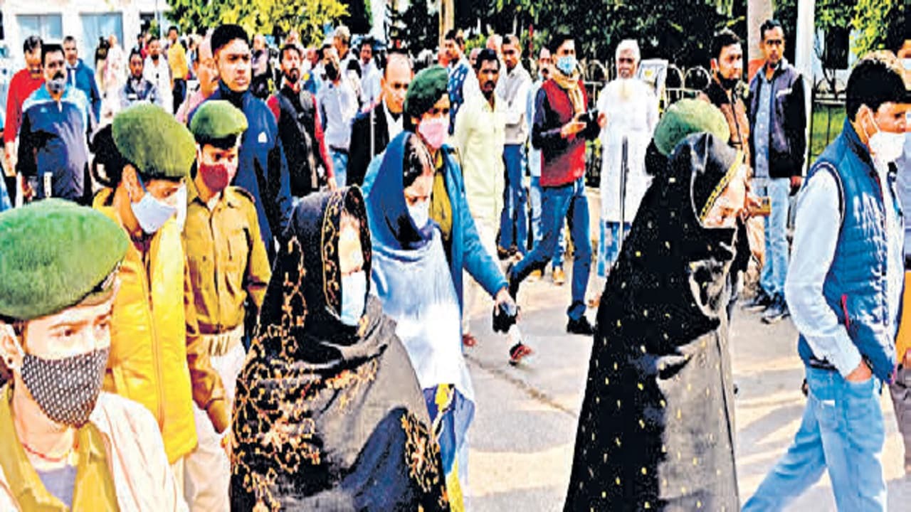 सृजन घोटाला : नाथनगर और सबौर से तीन महिला आरोपितों को सीबीआई ने किया गिरफ्तार