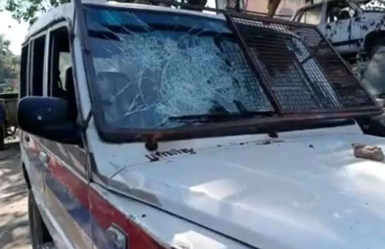 गया में पुलिस पर हमला, दारोगा समेत कई घायल, शराब माफिया के ठिकाने पर छापेमारी करने गयी थी टीम