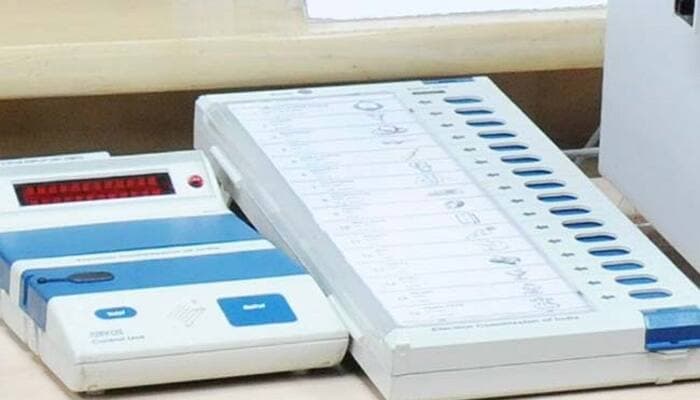 Bareilly News: नगर निगम में EVM, पालिका और पंचायतों में बैलेट से पड़ेंगे वोट, जानें कब होंगे चुनाव