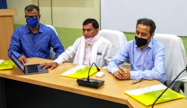 Bihar Board 10th Result : टॉप 10 की सूची में 19 जिलों के 41 छात्र, पटना, भागलपुर और मुजफ्फरपुर के एक भी छात्र शामिल नहीं