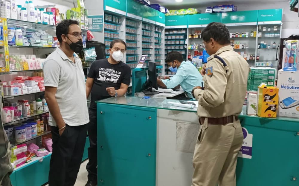 बिहार में रेमडेसिवीर के बाद अब बाजार से अचानक गायब हुआ एजीथ्रोमाइसिन, बढ़ती मांग के साथ तेज हुई कालाबाजारी