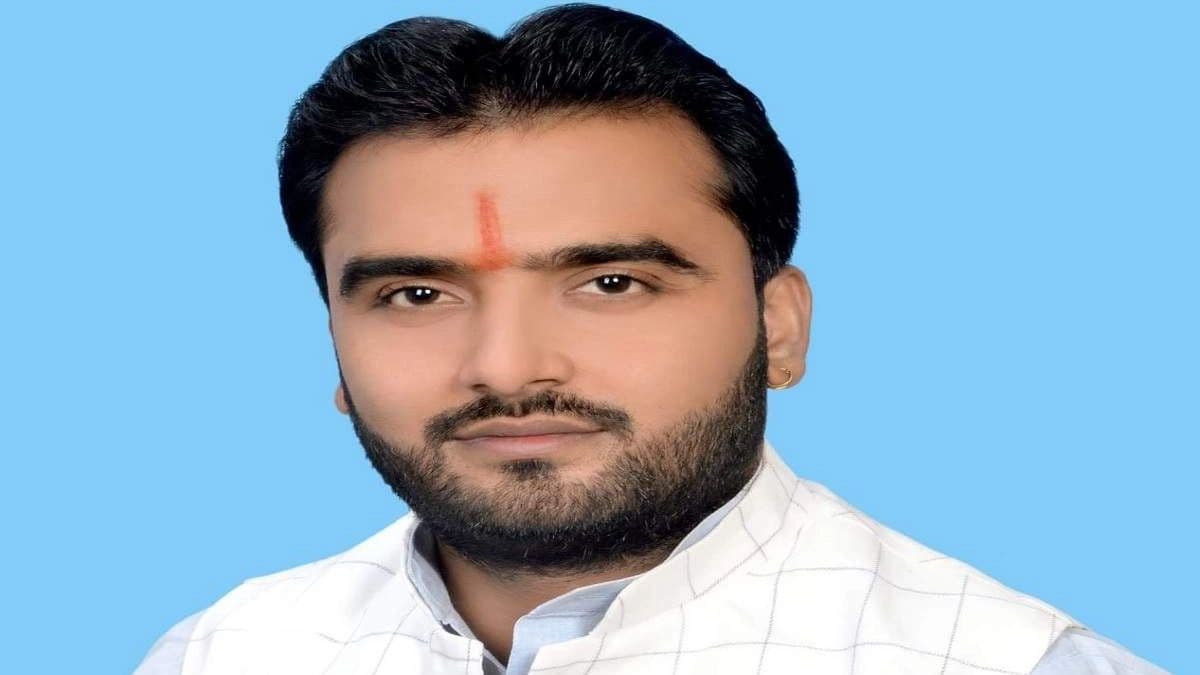 Agra News: BJYM के क्षेत्रीय मंत्री और महानगर अध्यक्ष पर डकैती और तोड़फोड़ का मुकदमा Agra News: BJYM के क्षेत्रीय मंत्री और महानगर अध्यक्ष पर डकैती और तोड़फोड़ का मुकदमा