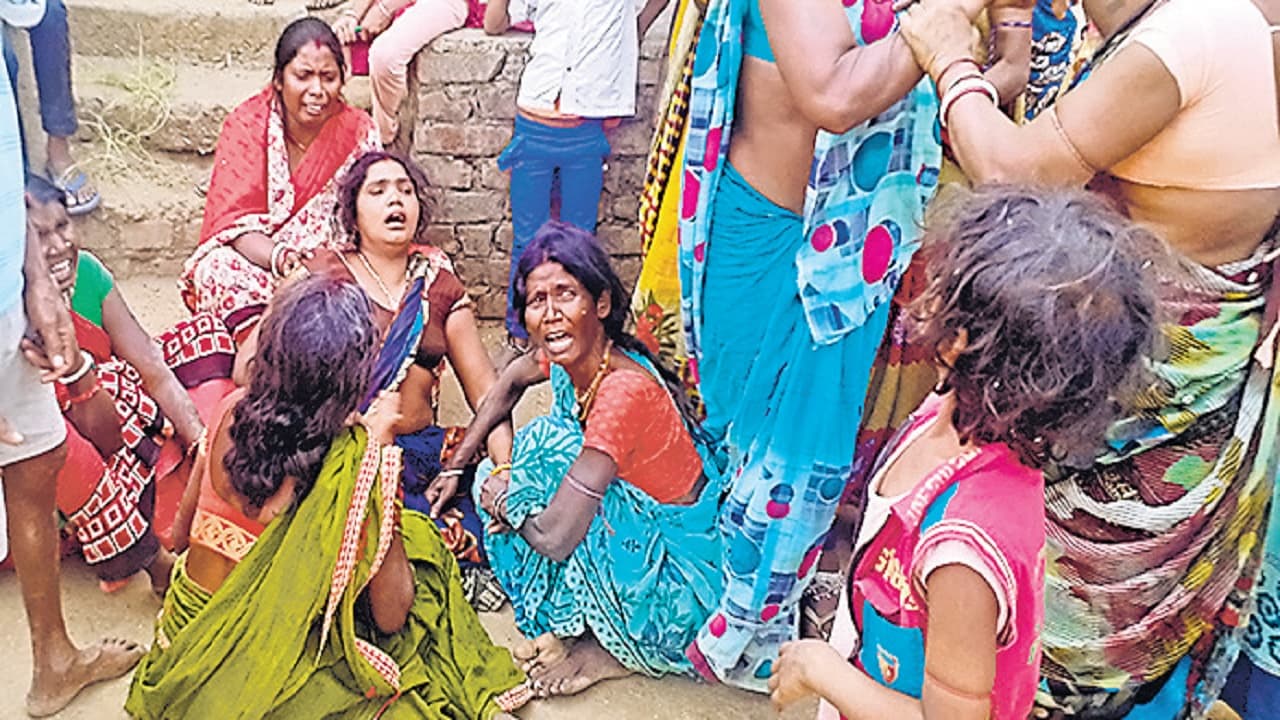 भागलपुर विस्फोट का बीत गये नौ दिन, पीड़ित परिवारों को नहीं मिली मदद, नेताओं के आश्वासन से हैं परेशान