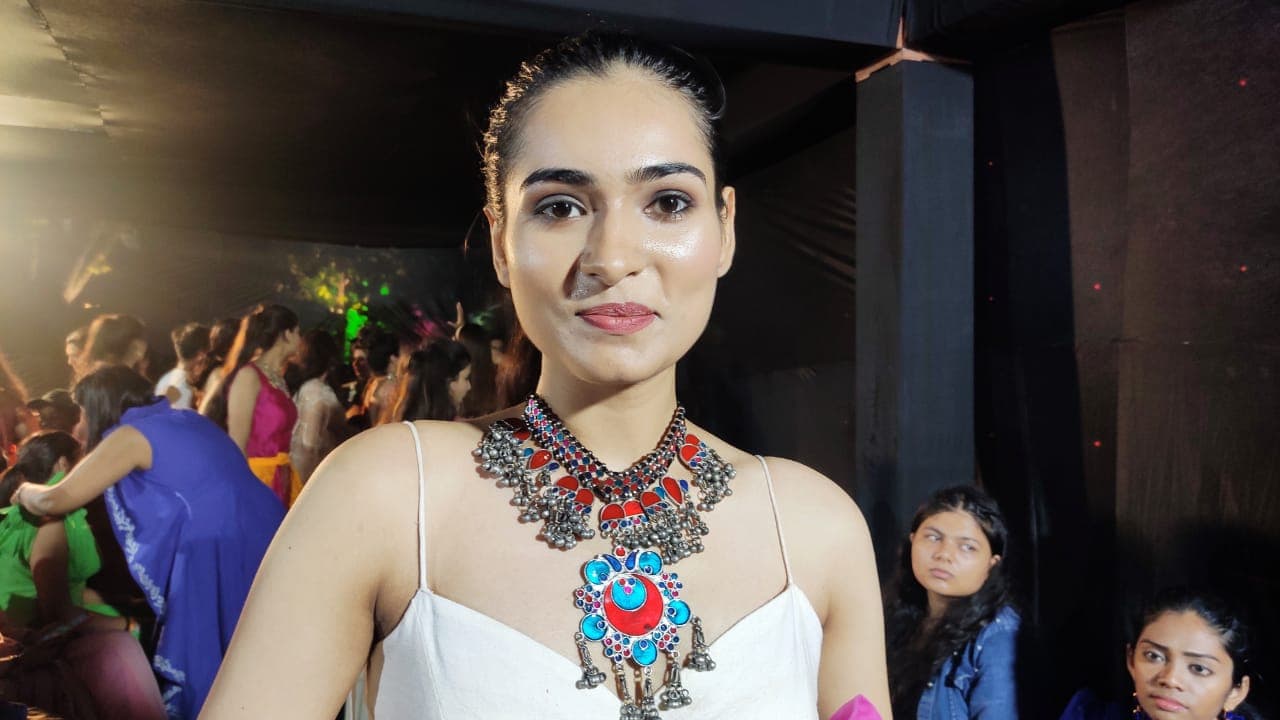 UP Budget: शहर जैसे होंगे UP के गांव, 12 लाख से अधिक गरीबों को मिलेंगे पक्के घर, 9000 करोड़ खर्च करेगी सरकार