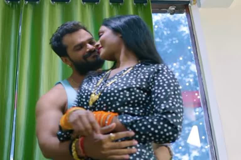 Bhojpuri Song: खेसारी लाल यादव ने 'सईयां के मुस्की' में किया बोल्ड रोमांस, सारी हदें की पार, Video Viral