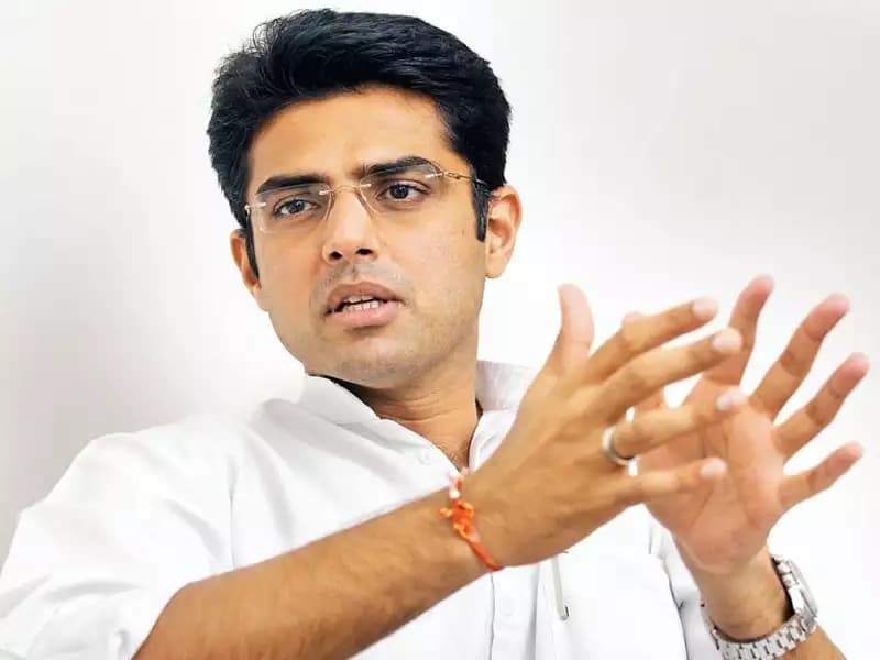 Madhya Pradesh by Election 2020 : सिंधिया को कांग्रेस द्वारा गद्दार कहने के मामले पर सचिन की सफाई, हर कोई अपनी पार्टी चुनने के लिए स्वतंत्र