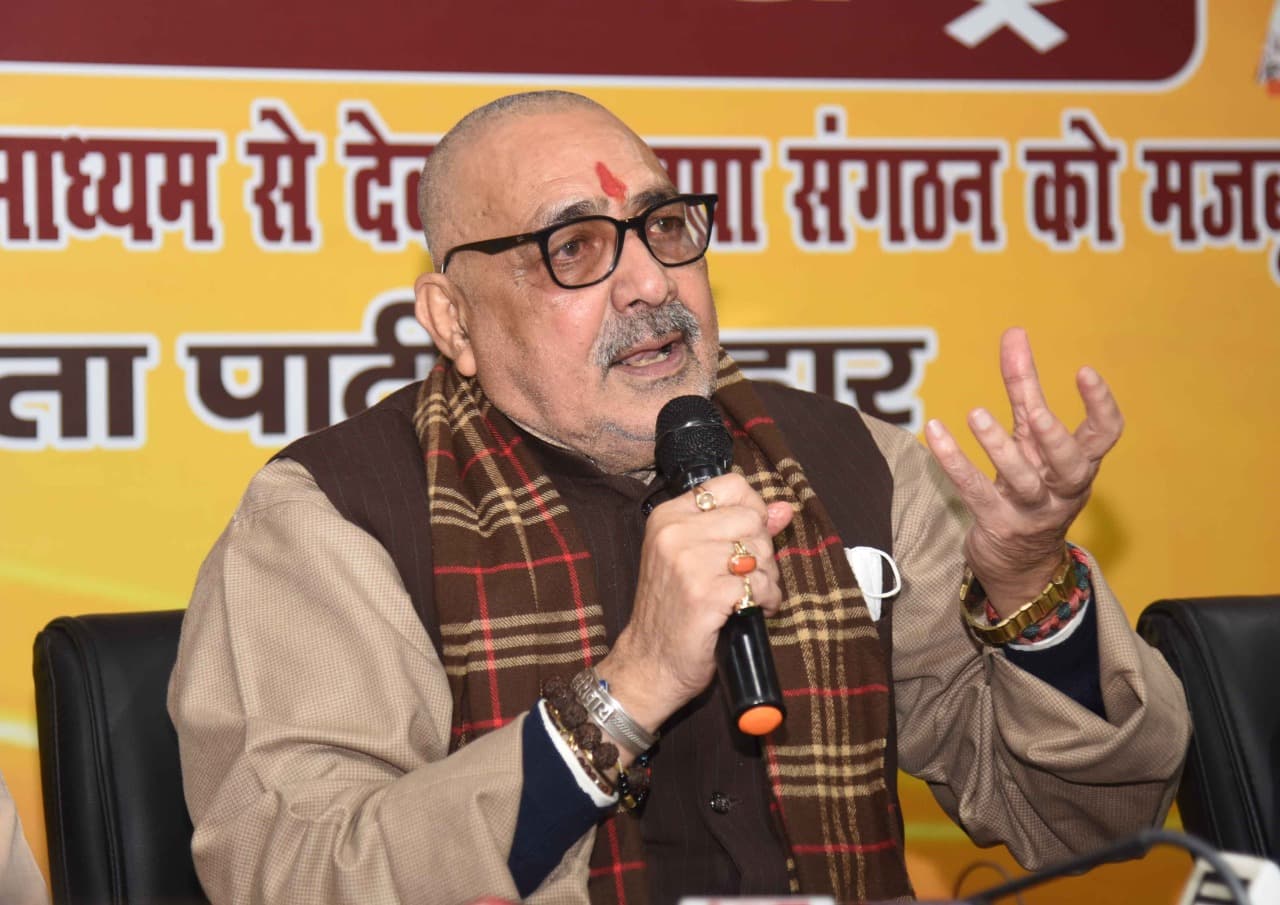 बिहार के सभी पंचायतों का बनेगा मास्टर प्लान, बोले गिरिराज सिंह – शहर के साथ अब गांवों का भी होगा विकास