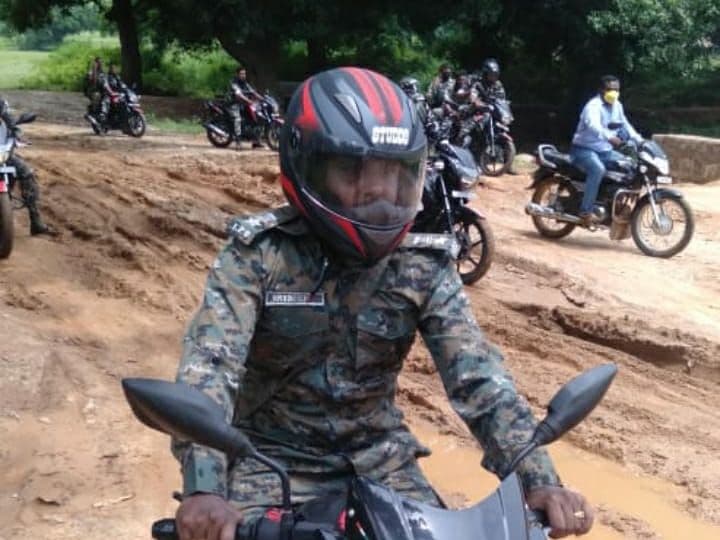 माओवादियों का हथियार लेकर भागा लातेहार का नक्सली, खुद तलाश में जुटे गुमला के एसपी