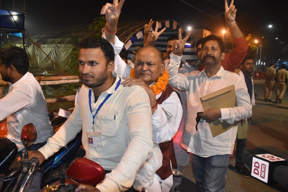 Bochaha Election Result 2020: राजद को हरा वीआईपी के मुसाफिर खान ने जीत दर्ज की