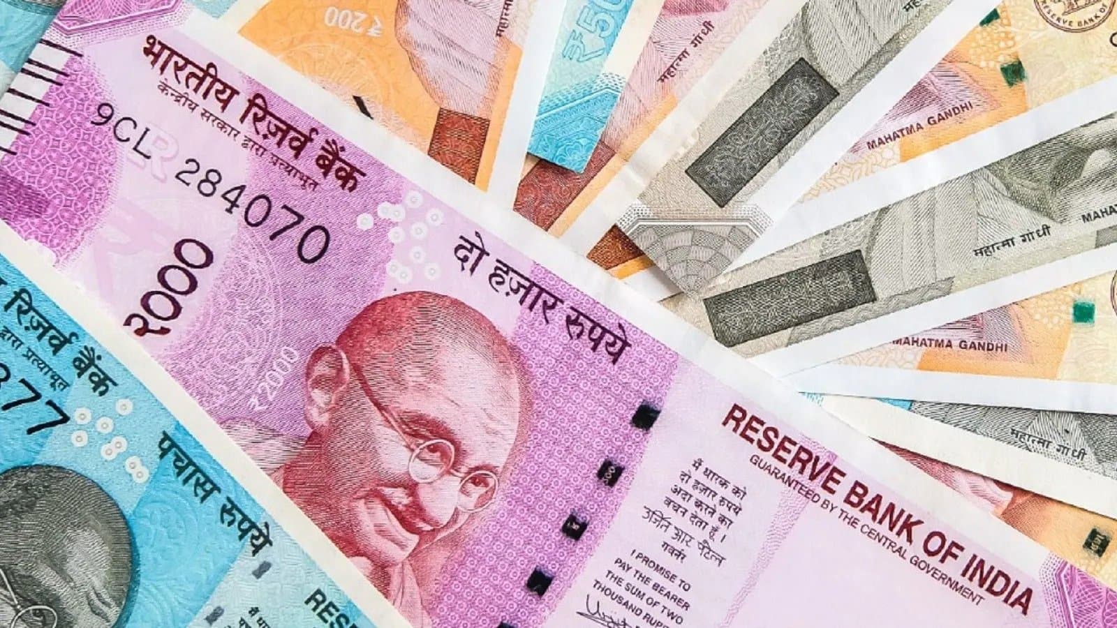 यमुना एक्सप्रेसवे पर बढ़ेगा टोल टैक्स, रसोई गैस की बढ़ सकती है कीमत, जानें 1 सितंबर से और क्या होगा बदलाव