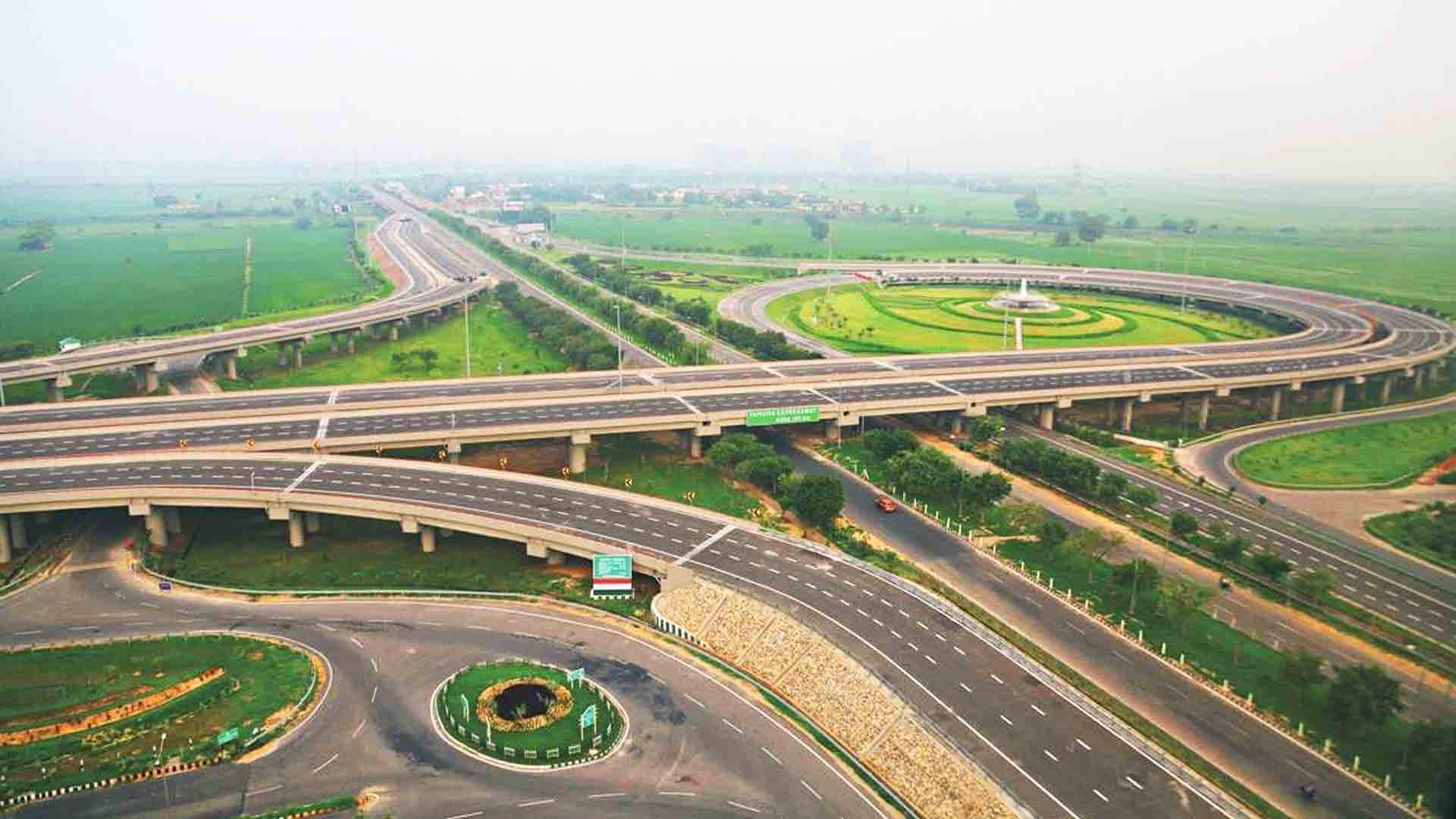 मोदी सरकार का मास्टर प्लान, 2025 तक बनायें जायेंगे 23 हाइवे और एक्सप्रेसवे