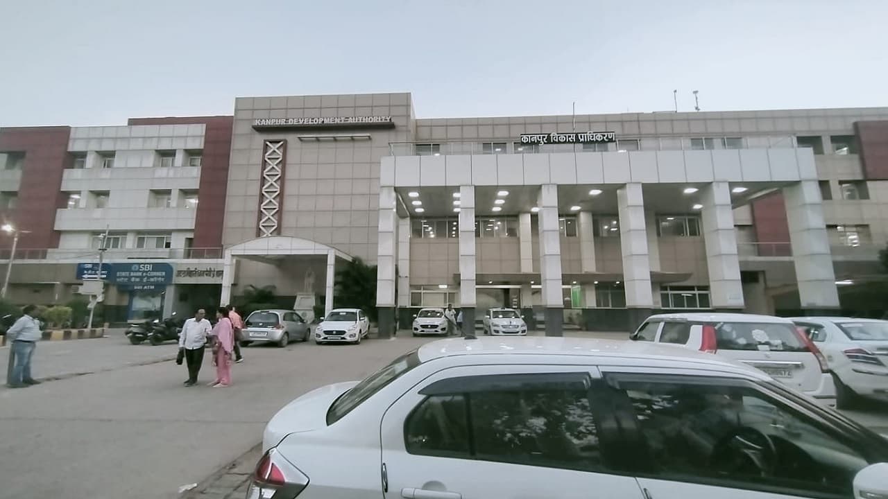 निकाय चुनाव से पहले कुरुक्षेत्र बना कानपुर विकास प्राधिकरण, पीसीएस अफसर को अधिशासी अभियंता से जान का खतरा निकाय चुनाव से पहले कुरुक्षेत्र बना कानपुर विकास प्राधिकरण, पीसीएस अफसर को अधिशासी अभियंता से जान का खतरा
