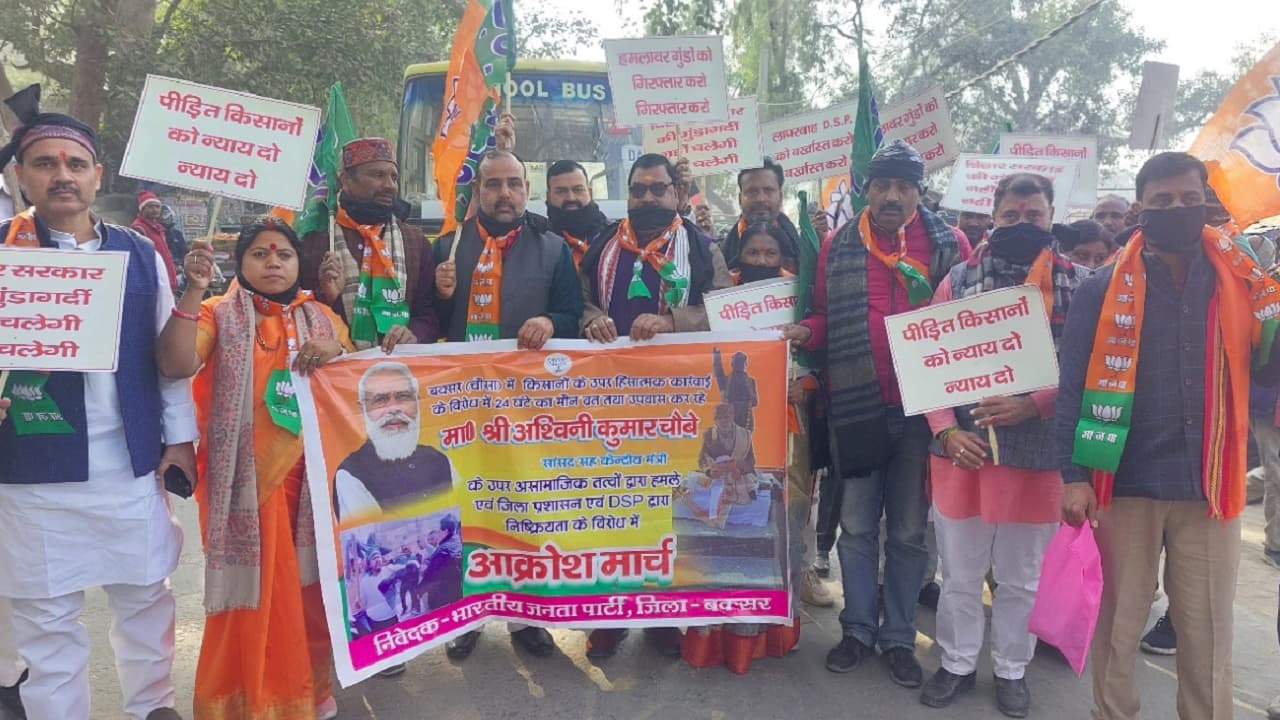 बक्सर में आक्रोश मार्च के दौरान मूर्छित होकर गिरे बीजेपी नेता परशुराम चतुर्वेदी, इलाज के दौरान मौत