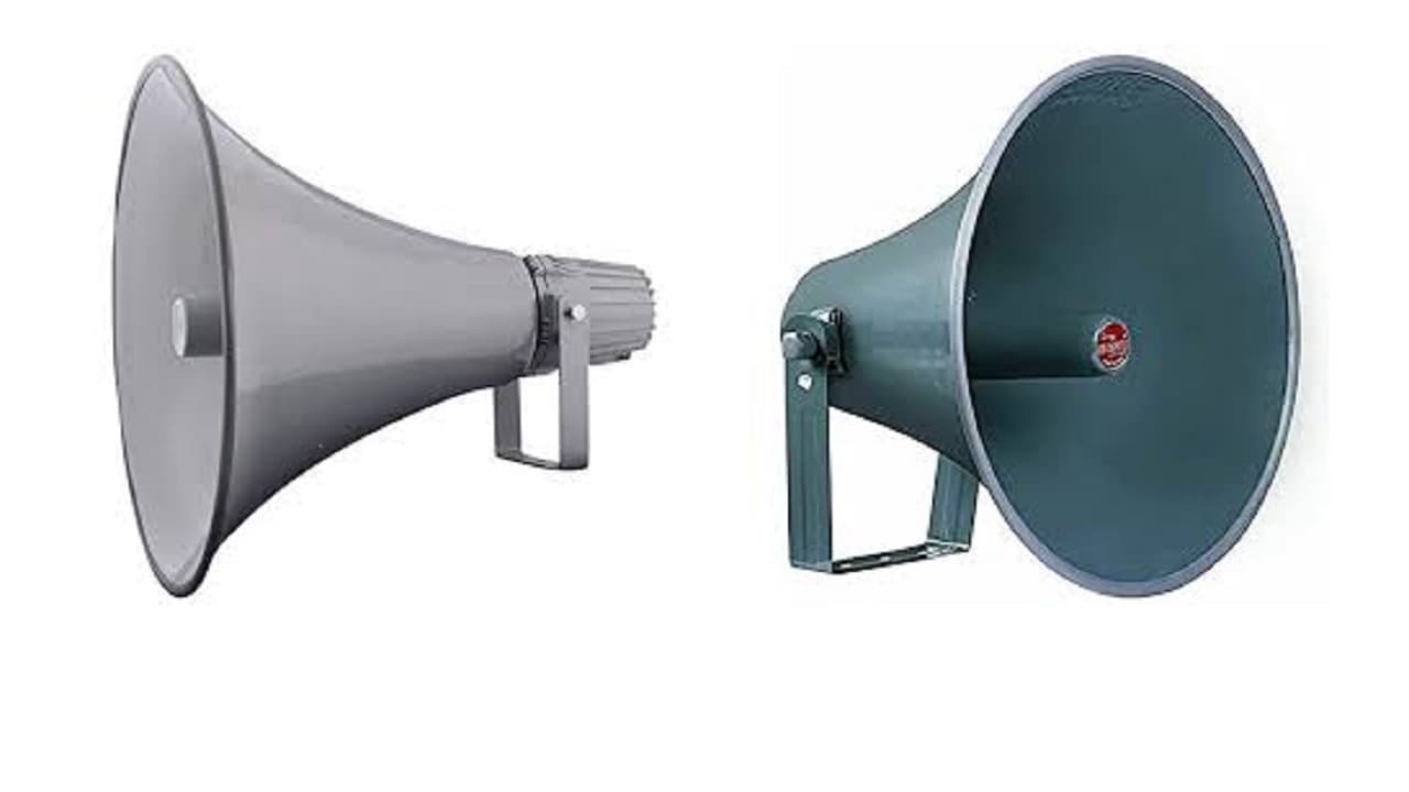 अलीगढ़ में लाउड स्पीकर को लेकर गरमाई सियासत , सपा नेता बोले- माहौल खराब करने वाले के घर पर सरकार चलवाएं बुलडोजर