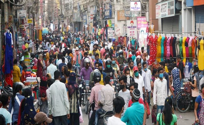 भागलपुर में लापरवाही से बन रहे घातक हालात, डॉक्टर, पुलिस कर्मी, डाटा ऑपरेटर समेत जिले में मिले 305 कोरोना पॉजिटिव