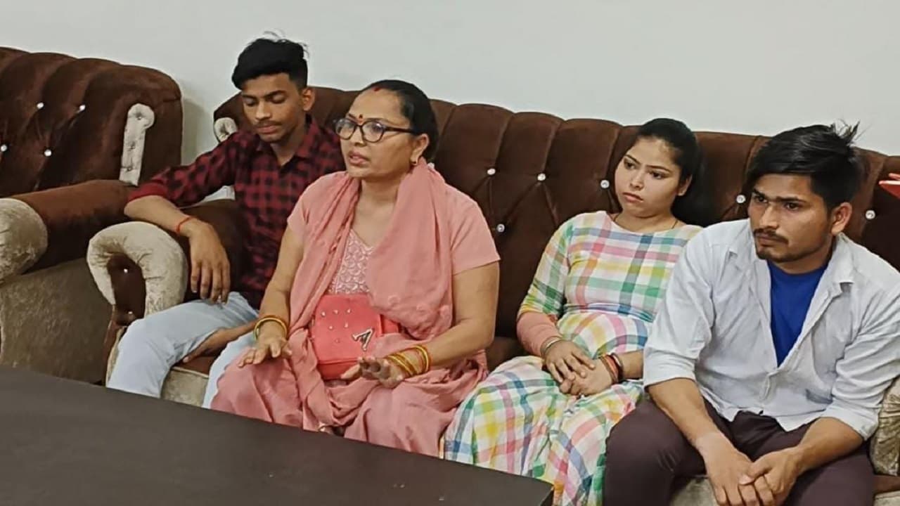 आगरा SN मेडिकल कॉलेज में महिला से मारपीट मामले को डिप्टी सीएम ने लिया संज्ञान, आरोपी डॉक्टर पर हुई कार्रवाई