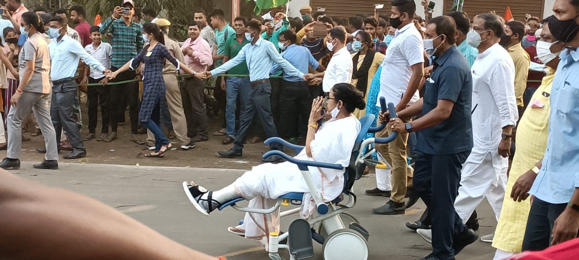 Bengal Chunav 2021: ममता की चोट से BJP को ‘दर्द’, EC से SSKM अस्पताल की रिपोर्ट सामने लाने की मांग