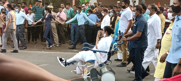 Bengal Chunav 2021: ममता की चोट से BJP को ‘दर्द’, EC से SSKM अस्पताल की रिपोर्ट सामने लाने की मांग