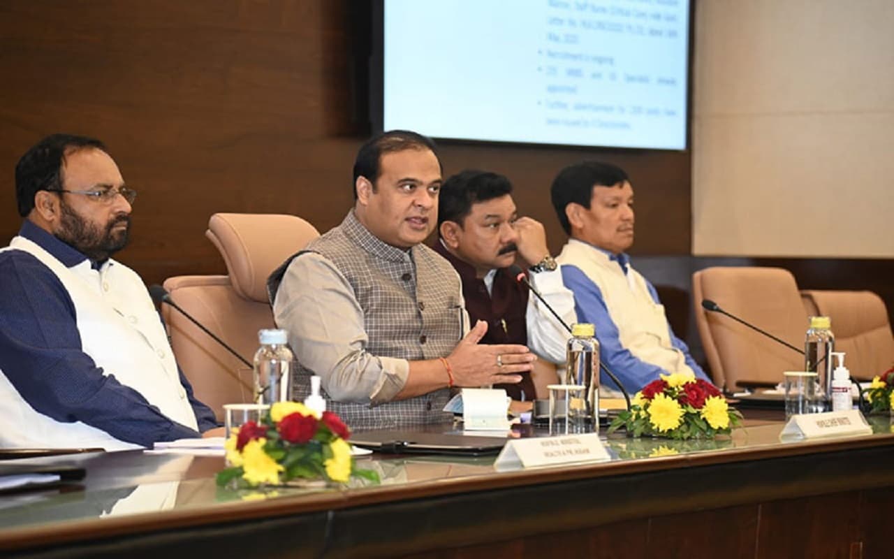 असम: सरकार ने राज्य कर्मचारियों को दिया  रोंगाली बिहू का तोहफा, जानिए DA और DR में कितने प्रतिशत का हुआ इजाफा?