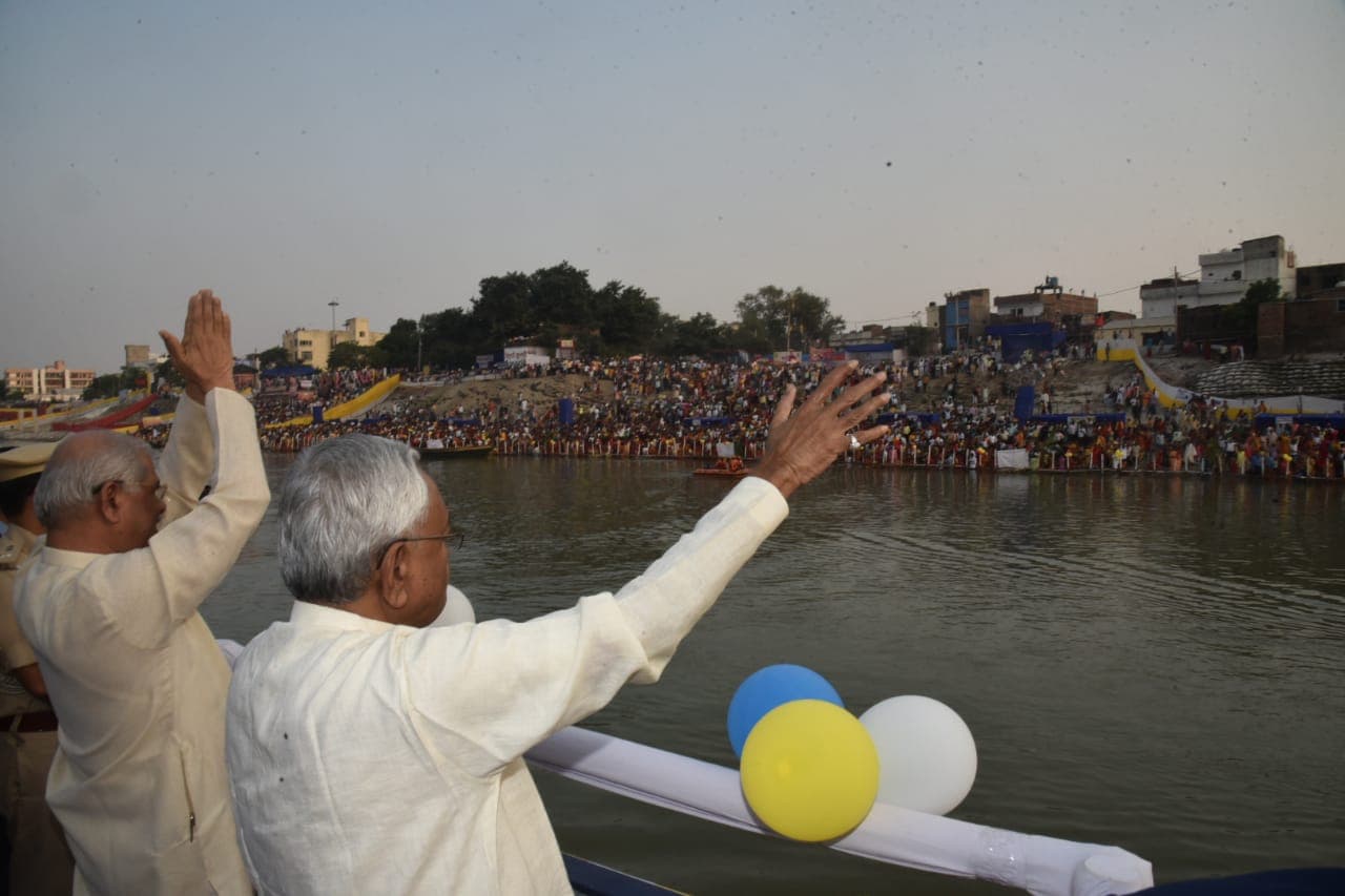Ayodhya: पॉजिटिव एनर्जी के साथ करें दिन की शुरुआत, घर बैठे देखें राम मंदिर निर्माण कार्य की लेटेस्ट Video