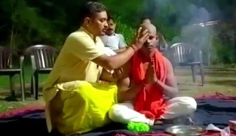 कानपुर में हर-हर शंभू... का जलाभिषेक, फिर बजरंगबली का लिया आशीर्वाद और रहमत अली बन गया रितिक शर्मा