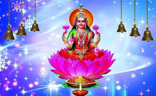 Saraswati Puja Aarti & Vandana 2021 : मां सरस्वती की संध्या आरती जरूर करें तभी संपूर्ण होगी पूजा और मनोकामना, देखें गीत और आरती का Video