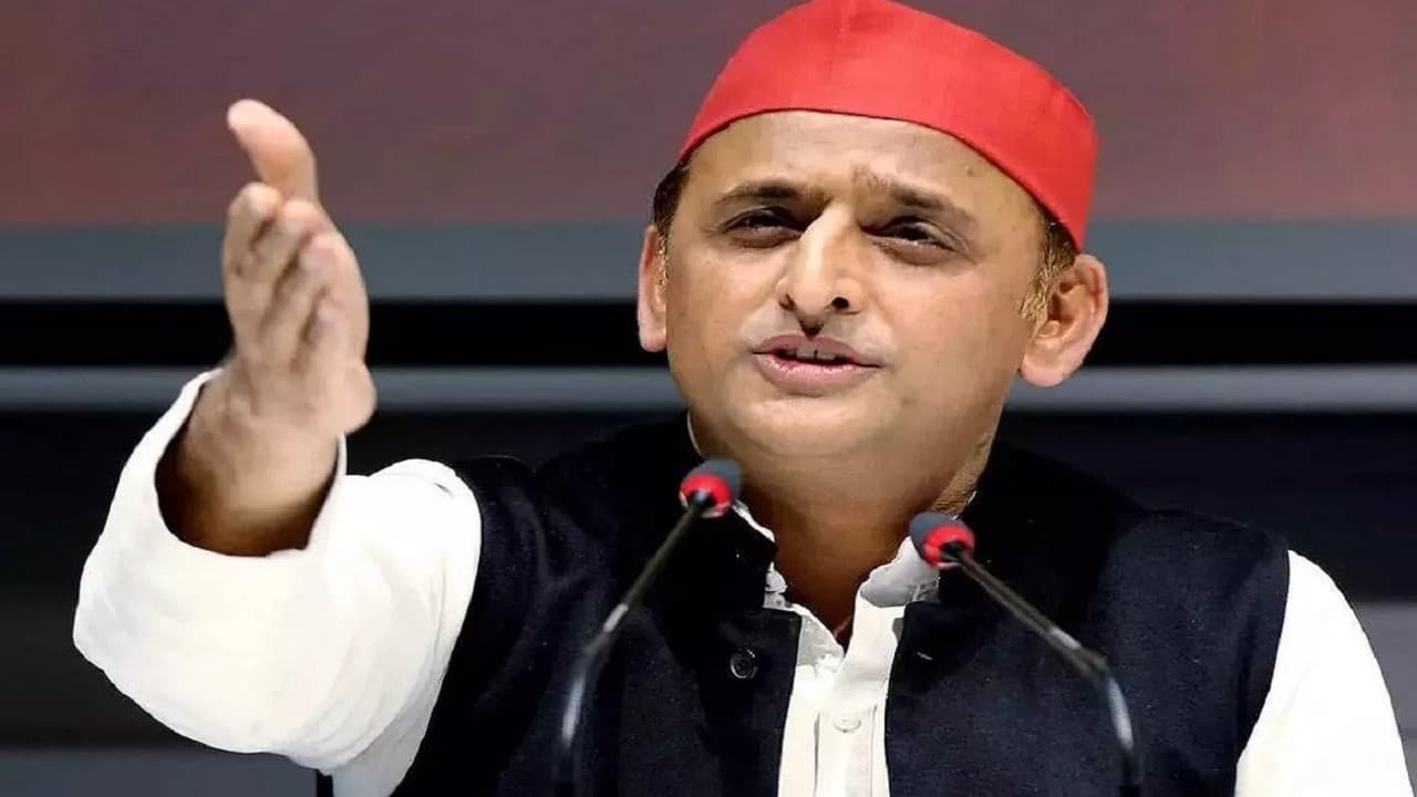 कांग्रेस के " विश्वासघात " पर अखिलेश की भविष्यवाणी, यही भ्रम रहा तो INDIA गठबंधन कभी भी BJP को नहीं हरा पाएगा