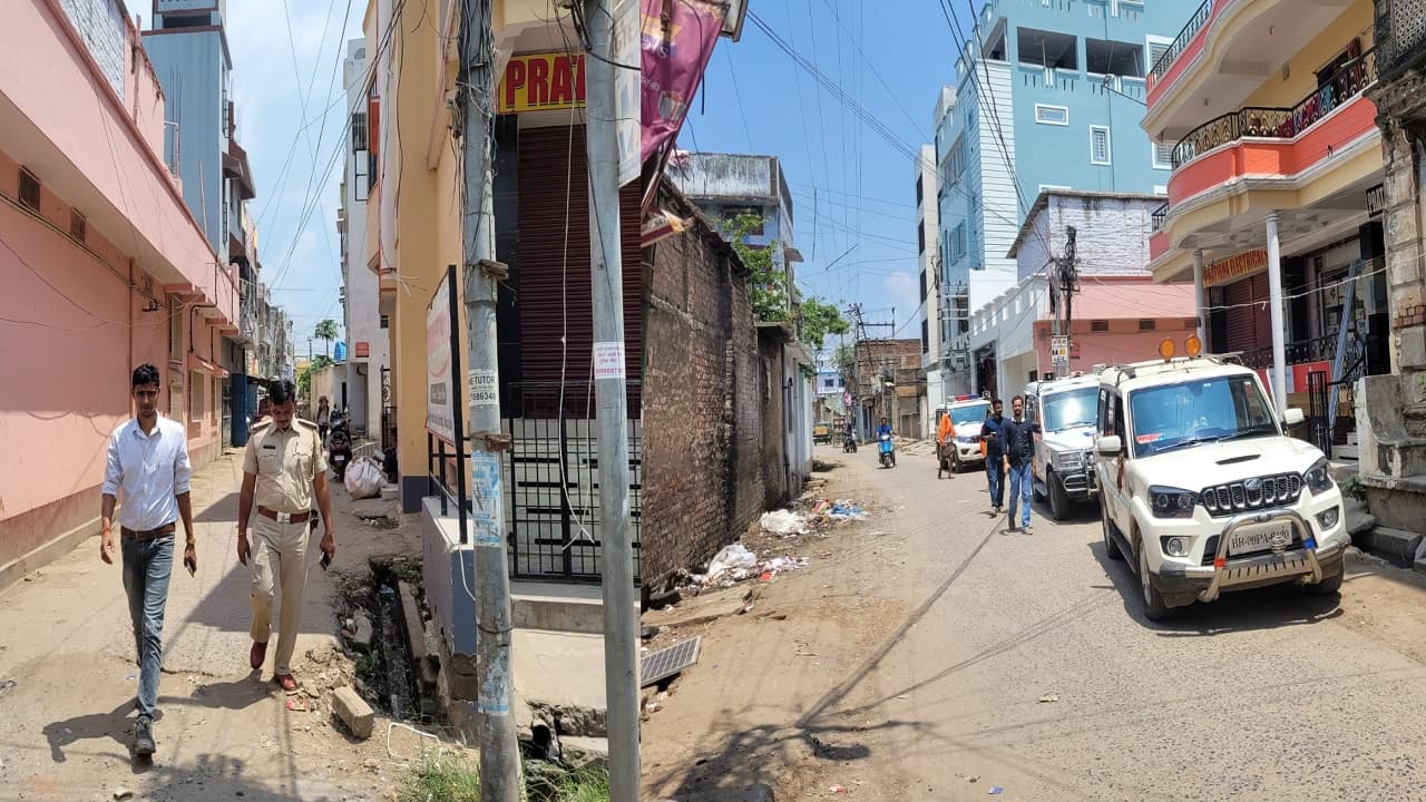 Bihar News: भागलपुर में स्वर्ण व्यवसाई से आभूषणों को लूटकर भागे बदमाश,नाकेबंदी के बाद जांच में जुटी पुलिस