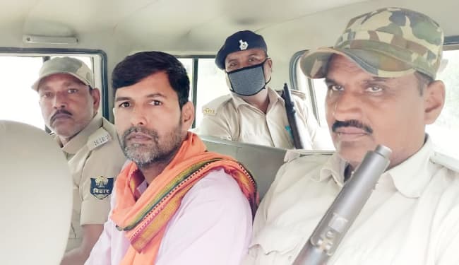 शंभू मिश्रा हत्याकांड मामले में सरेंडर करने जा रहे भाजपा नेता उमेश शाही गिरफ्तार, मई में हुई तीन हत्याओं की गुत्थी सुलझाने में जुटी पुलिस