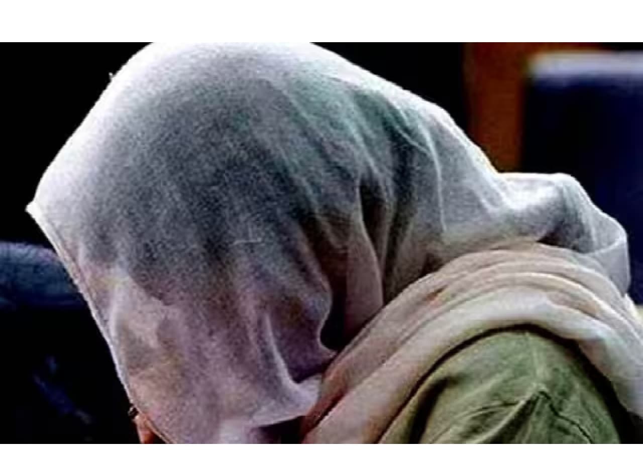 यूपी के हरदोई में बारात से पहले दुल्हन की मां-बुआ की जिंदा जलकर मौत, खाना बनाते समय फटा सिलेंडर