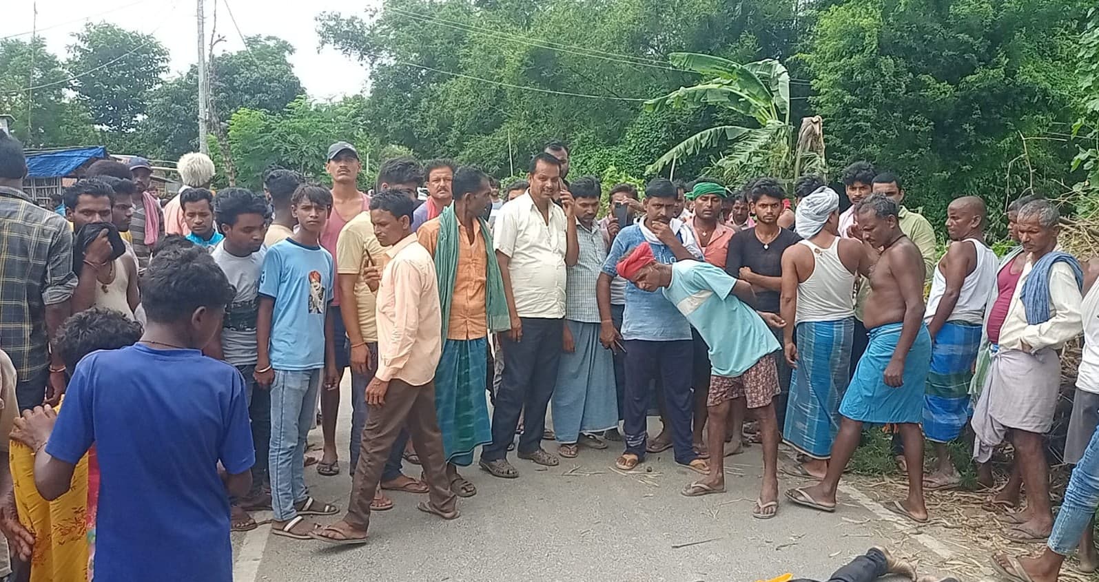 कटिहार में रफ्तार का कहर, सड़क हादसे में दो चचेरे भाई समेत तीन की मौत