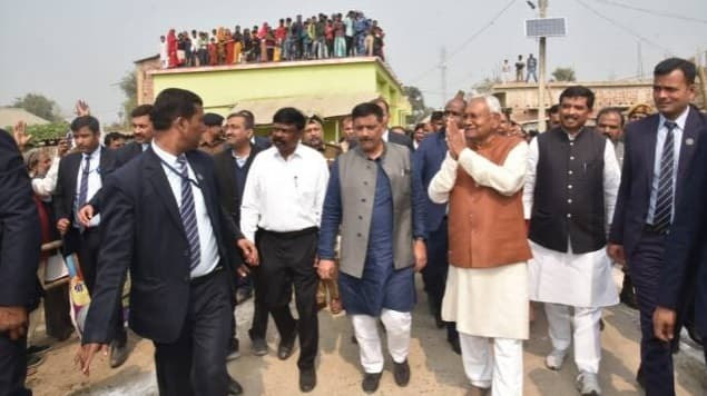 पूर्णिया एयरपोर्ट के चालू नहीं होने पर CM नीतीश कुमार हैरान, बोले- दरभंगा से पहले बनना था, क्यों हुई देरी