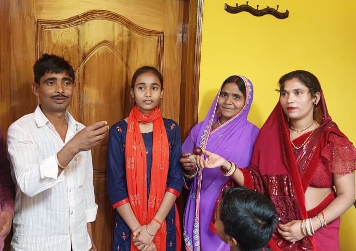 मैट्रिक फेल माता-पिता की बेटी श्वेता ने 10वीं बोर्ड परीक्षा में हासिल किया चौथा स्थान, आईएएस बनने का है लक्ष्य