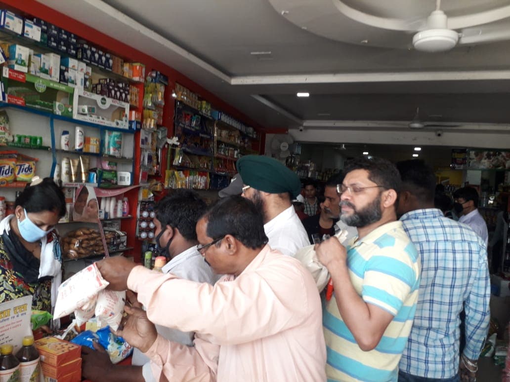 केंद्र ने राज्य सरकारों से कहा, लॉक डाउन का सख्ती से पालन करवायें