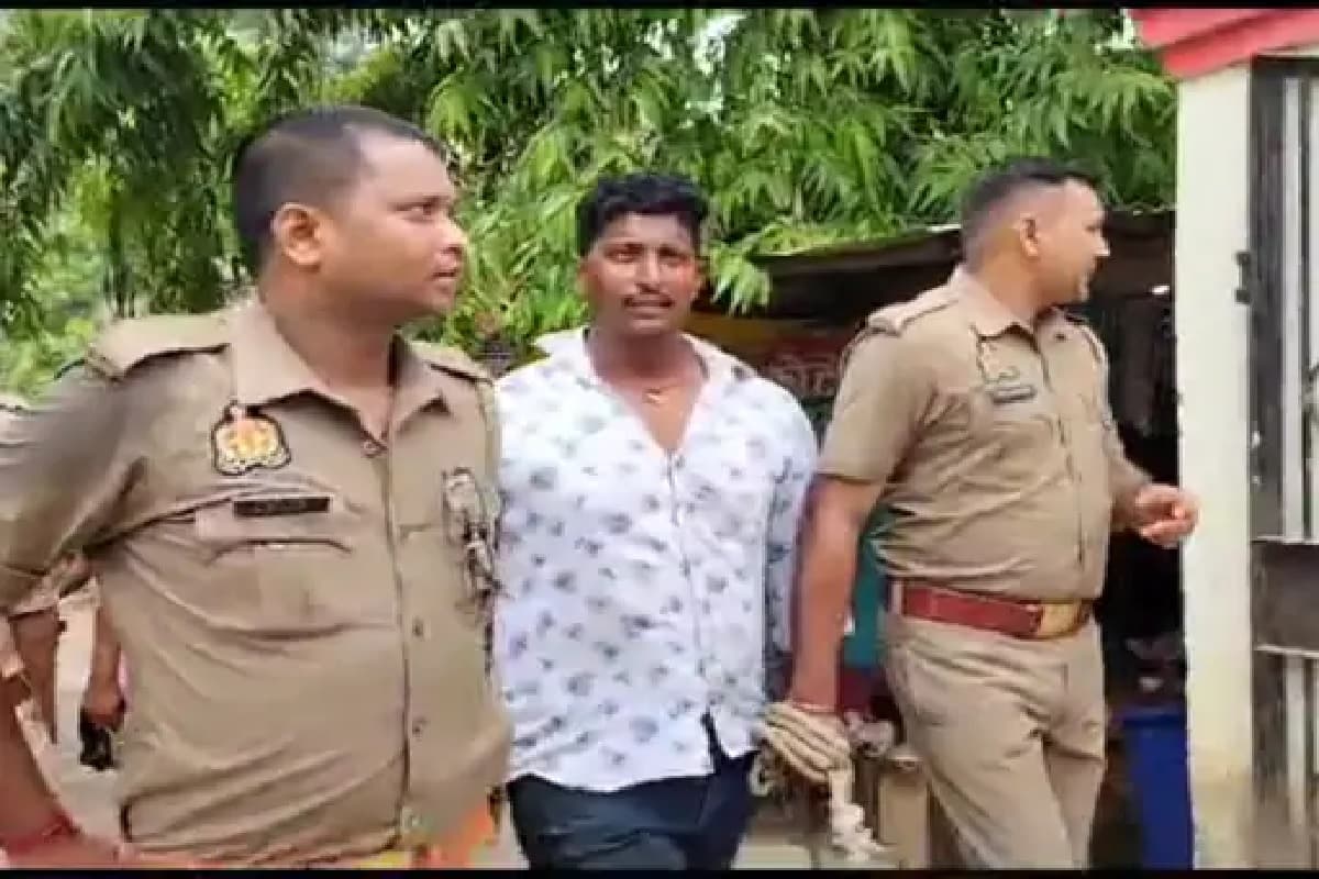 गाजीपुर: मुख्तार अंसारी का गुर्गा अमित राय गिरफ्तार, परिजनों समेत ग्रामीणों ने थाने पर बोला धावा