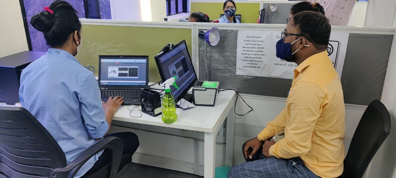 Aadhaar Card News :  क्या आपका आधार कार्ड खो गया? दुरुपयोग की चिंता नहीं, ऐसे करें कार्ड लॉक...