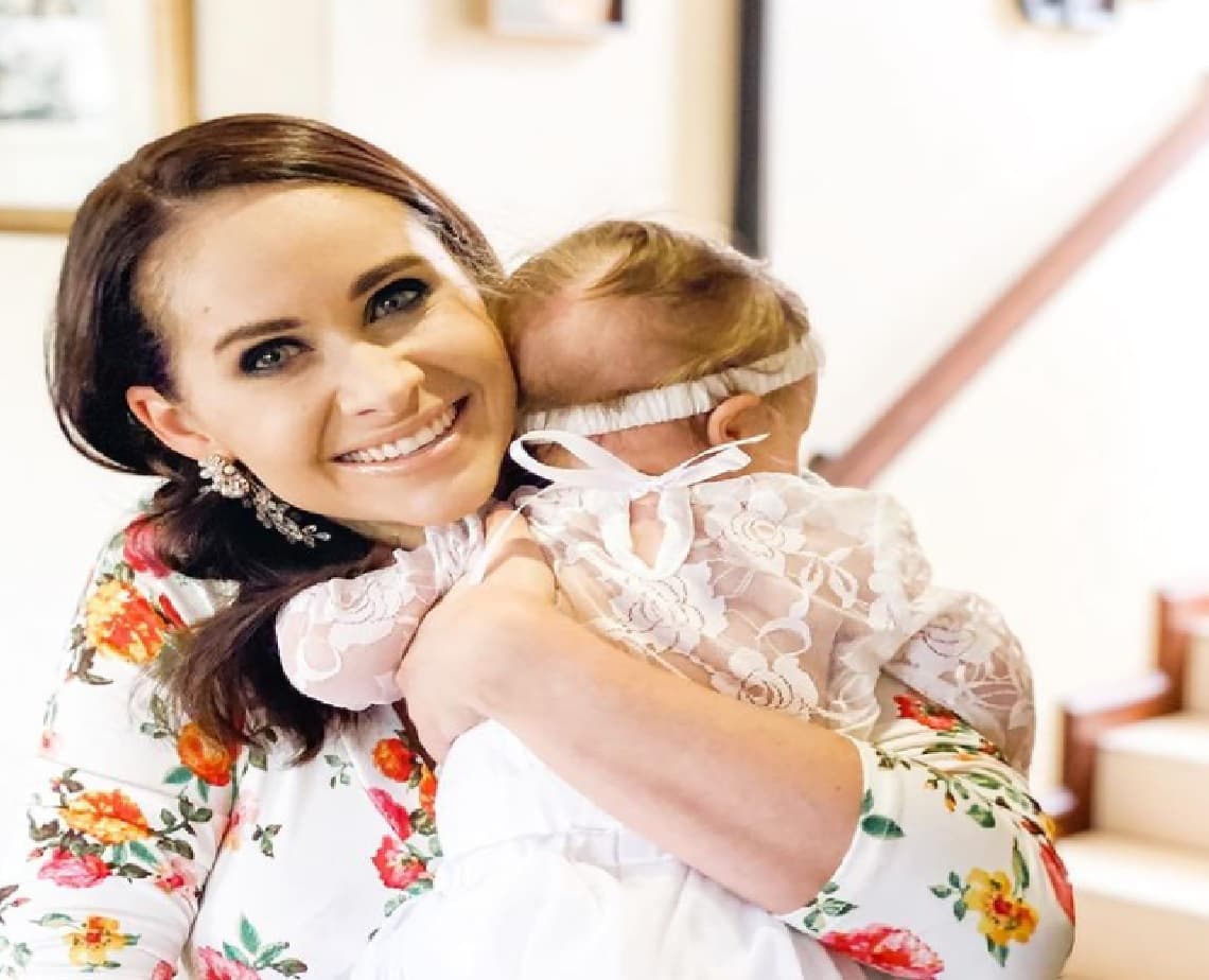 एबी डिविलियर्स की वाइफ ने शेयर की वामिका और अपनी बेटी की अनदेखी तसवीरें, अनुष्का का आया प्यारा मैसेज