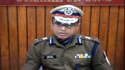 पब्लिक पोल में सबसे पीछे गोरखपुर पुलिस, 11 जोन में सबसे आगे संतकबीरनगर की पुलिस