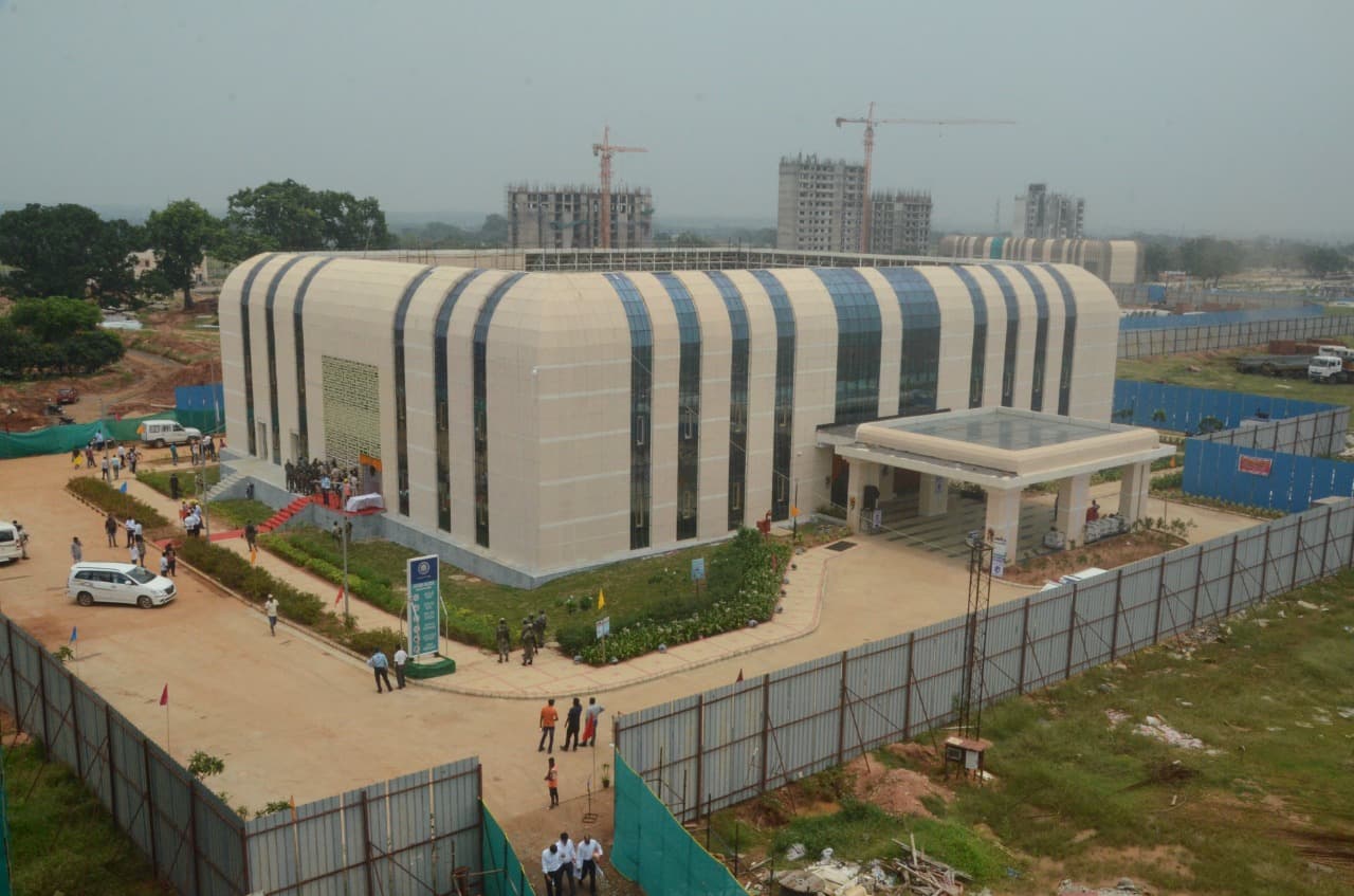 देवघर एम्स के नये भवन में ओपीडी सेवा चालू, अब एक दिन में 1200 मरीजों का होगा इलाज