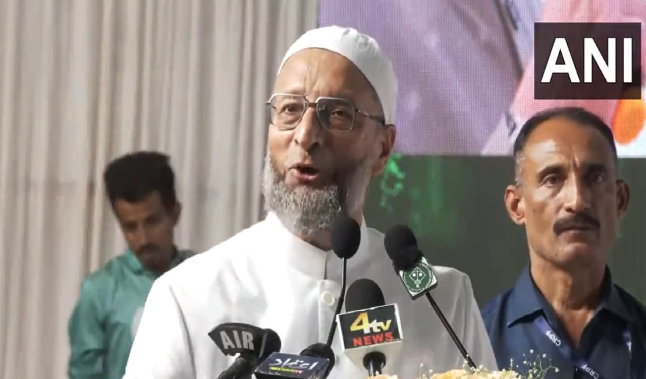 राहुल गांधी को ओवैसी ने दी खुली चुनौती, कहा- हैदराबाद से चुनाव लड़कर दिखाएं, बीजेपी पर भी साधा निशाना
