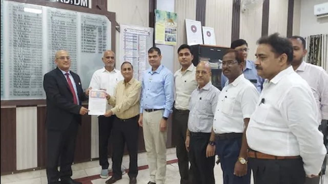 ‍Bihar में एक और AIIMS अस्पताल के निर्माण का रास्ता हुआ साफ, DMCH ने पहले चरण में 81.09 एकड़ दी जमीन