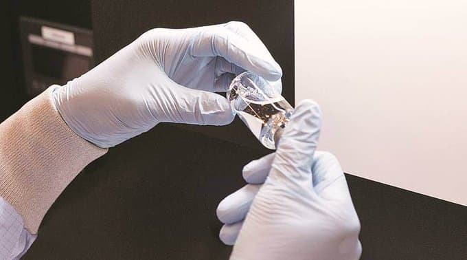 Coronavirus Vaccine in India : भारत में तैयार हो गया कोरोना वैक्सीन!, सिरम इंस्टीच्यूट ने मांगी इमरजेंसी इस्तेमाल की इजाजत