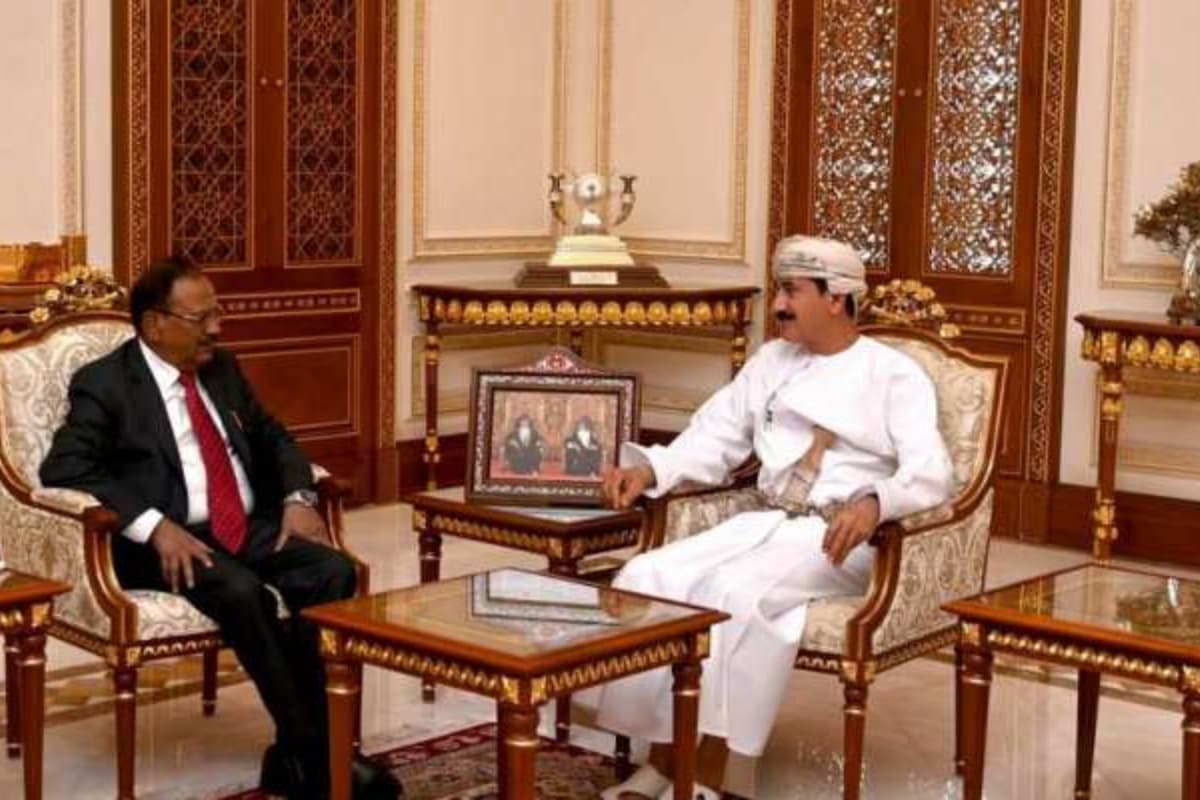 ओमान के सुल्तान व पीएम हैथम बिन तारिक से मिले अजीत डोभाल, ओमान व भारत के संबंधों को लेकर क्या हुई बात?