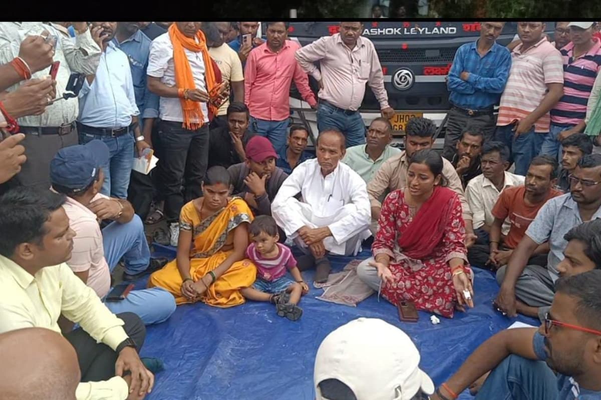 झारखंड: स्थानीय को रोजगार से जोड़ो आंदोलन शुरू, कंपनी में विस्थापितों को दें नौकरी, बोलीं विधायक अंबा प्रसाद