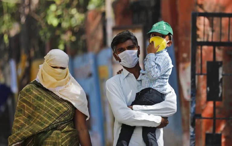 Coronavirus in India: 24 घंटों में सामने आये 45,674 नये मामले, 85 लाख के पार हुई देश में कोरोना संक्रमितों की संख्या